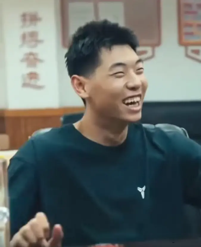 崔永熙签约, img