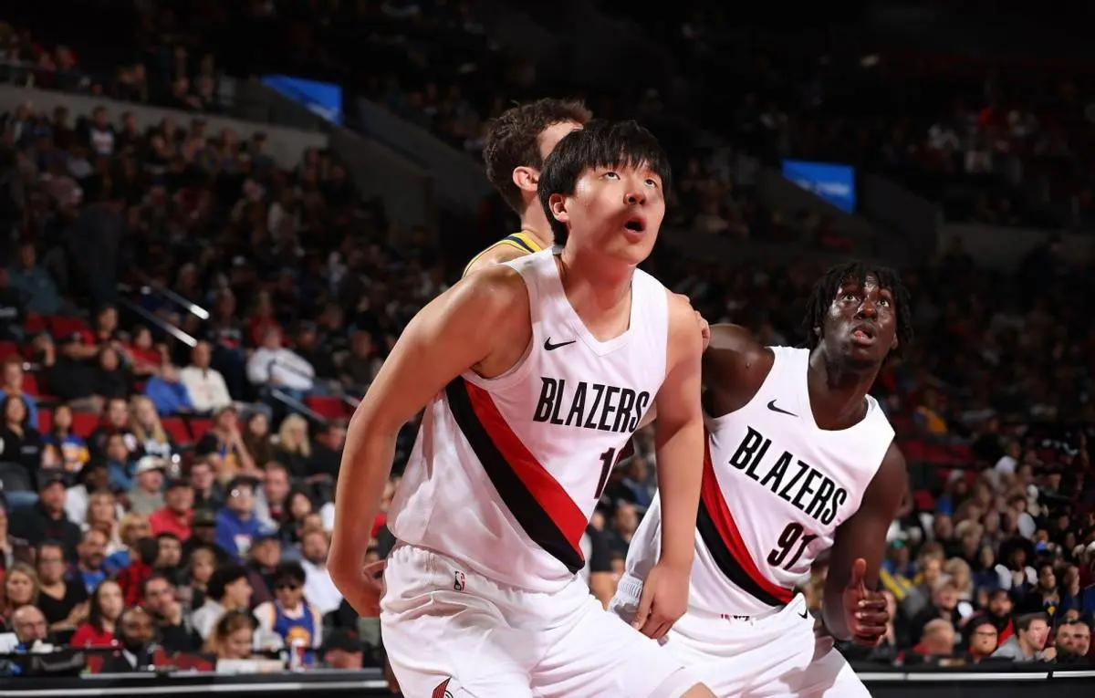 举一动都受, 然会出现犹 举一动都受, 然会出现犹